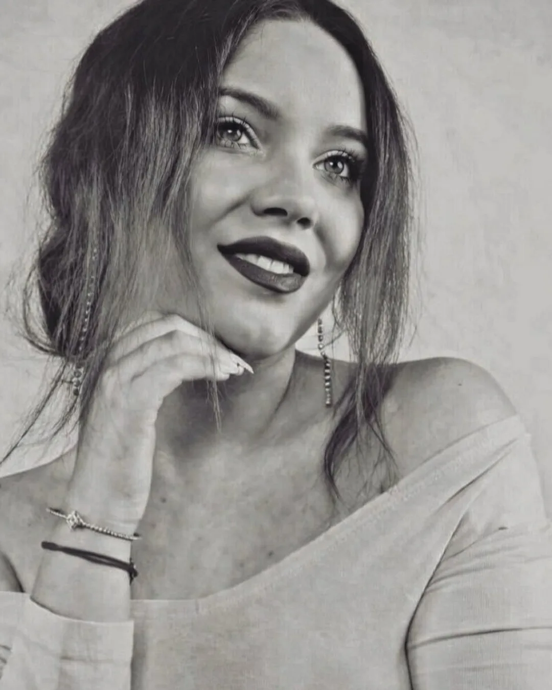 CARMEN (RO) / Portret de profil