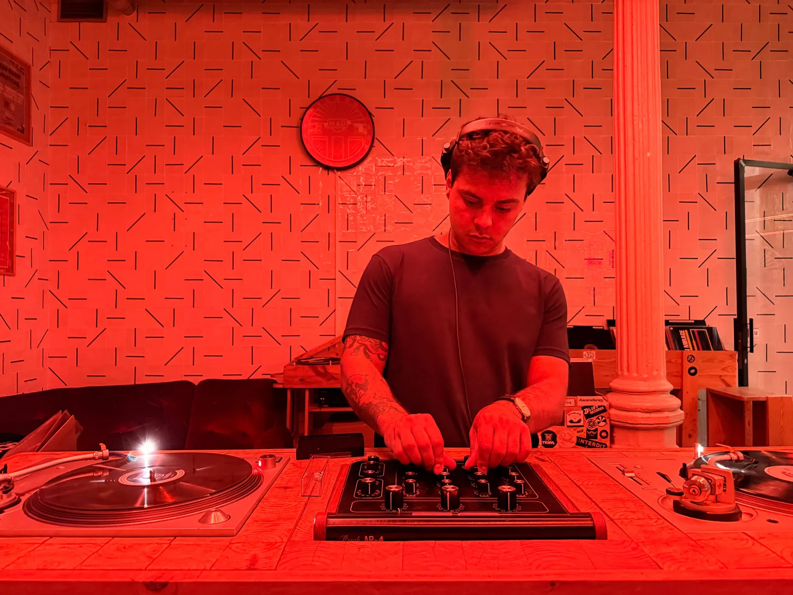 Nacho Carbajal / La pupitru
