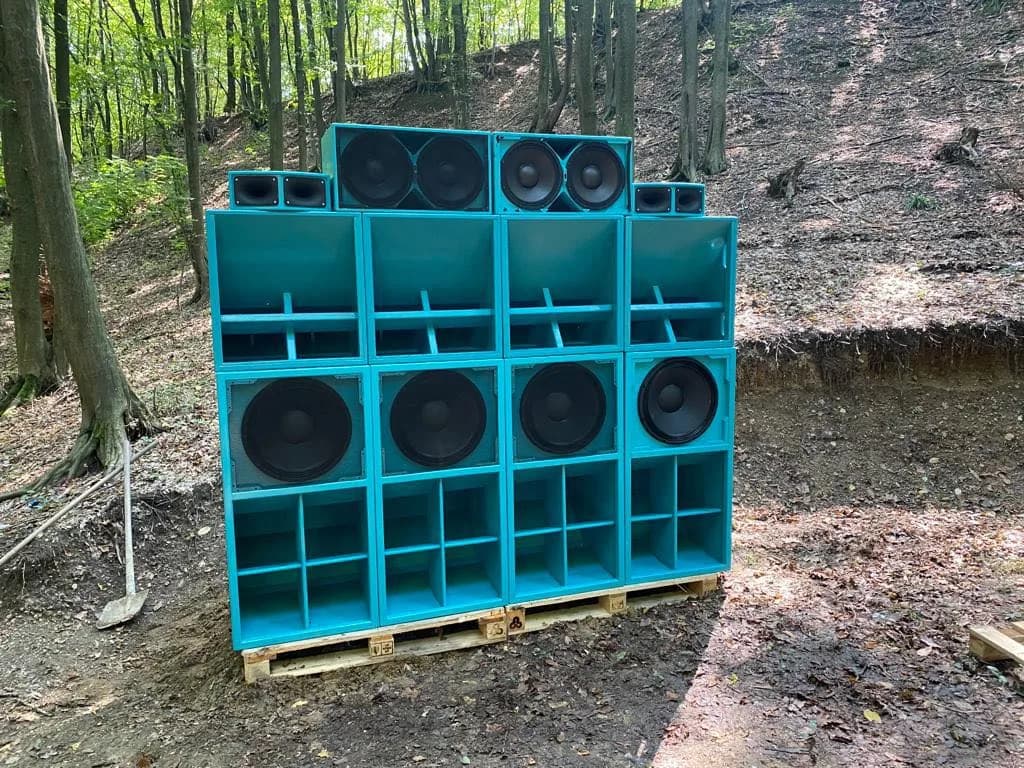 Riddim Bandits / The stack in the woods
