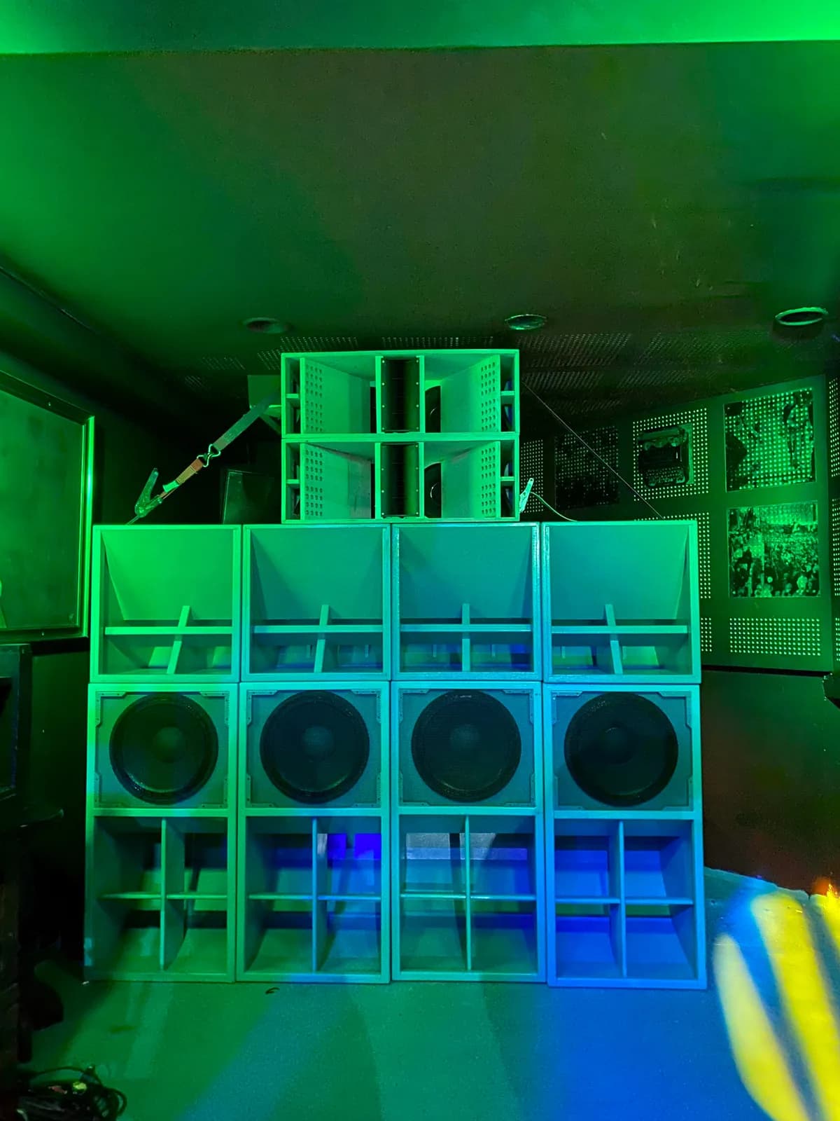 Riddim Bandits / Under green light